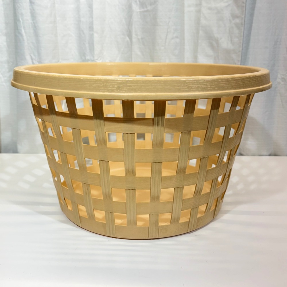 Rubbermaid Laundry Basket 19.5in Almond Beige Vintage Faux Woven Round 2966